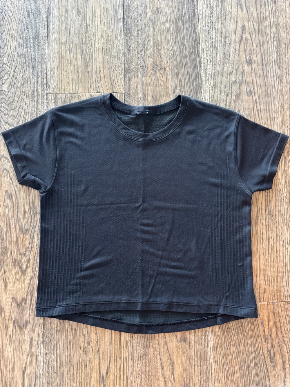 lululemon athletica Black Short Sleeve Crewneck Tee